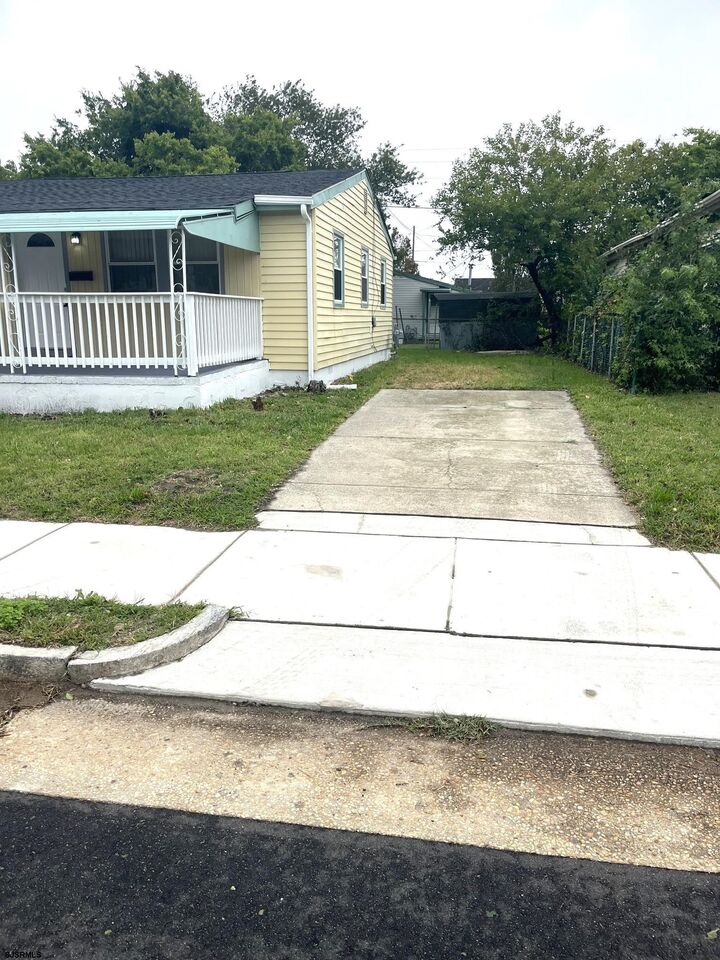 Property Photo: 811 N Dr Martin Luther King Blvd NJ 08401