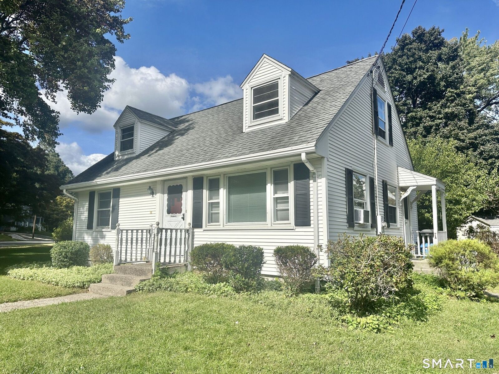 Property Photo:  16 Bernside Drive  CT 06010 
