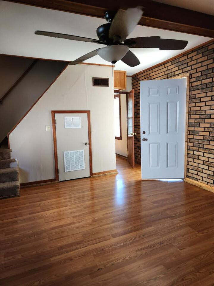 Property Photo: 360 McArthur Street OH 45601