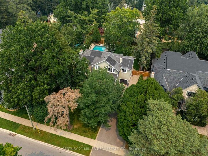 Property Photo:  407 Maple Grove Drive  ON L6J 4V8 