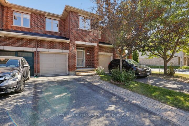Property Photo: 185 Hornchurch Lane ON K2J 0J8