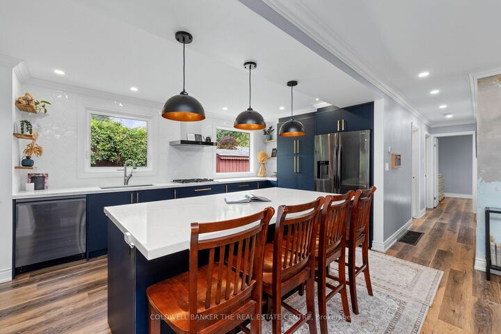 Property Photo:  3211 Cowan Avenue  ON L9S 2K2 
