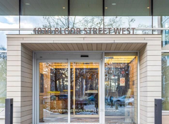 Property Photo:  1830 Bloor Street W 741  ON M6P 3K6 