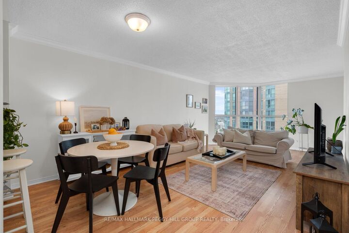 Property Photo:  150 Dunlop Street E 904  ON L4M 6H1 