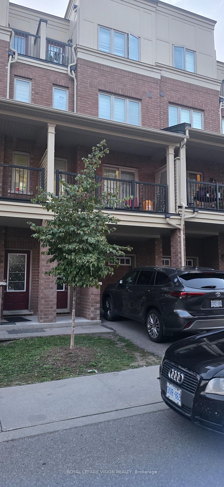 Property Photo:  2392 Chevron Prince Path 358  ON L1L 0L1 