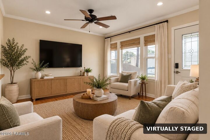 Property Photo: 104 April Street LA 70506