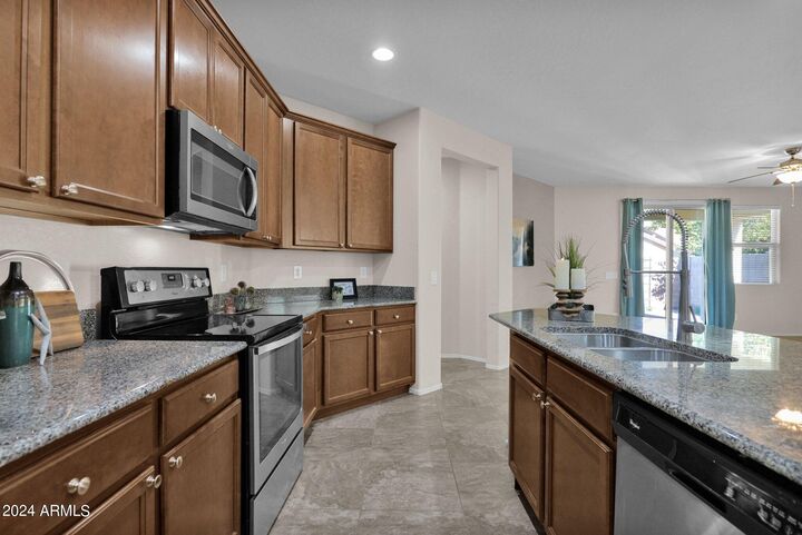 Property Photo:  3624 E Sexton Street  AZ 85295 