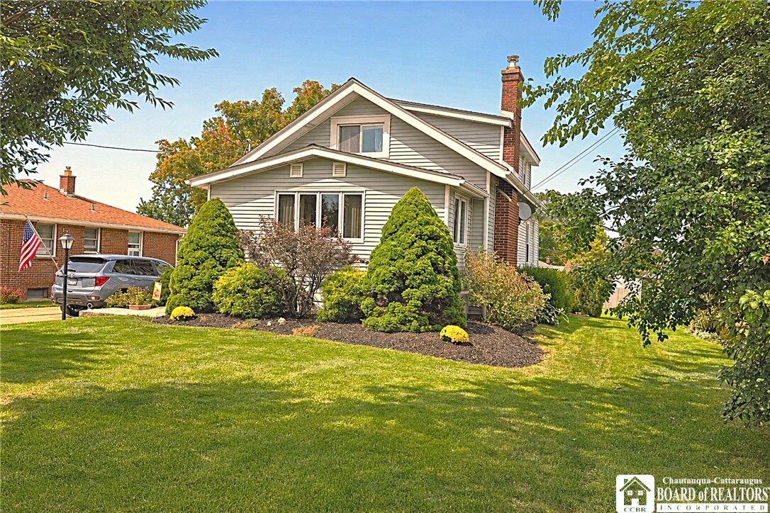 Property Photo: 65 S Autumn Street NY 14221
