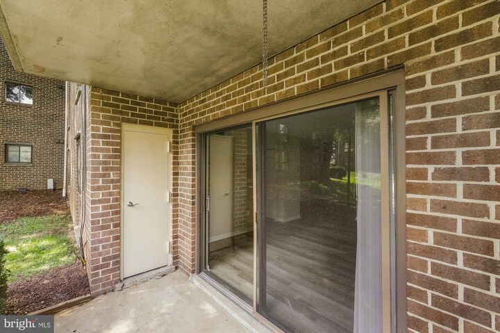 Property Photo:  3206 Spartan Road 14  MD 20832 