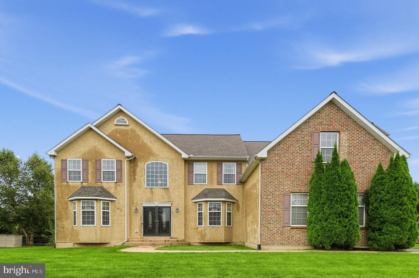 Property Photo:  111 Amberwood Drive  DE 19701 