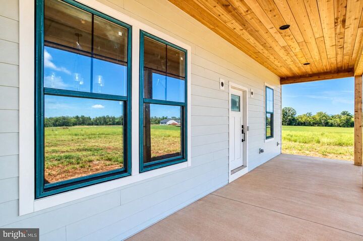 Property Photo:  17293 Pond Meadow Trail  VA 22701 