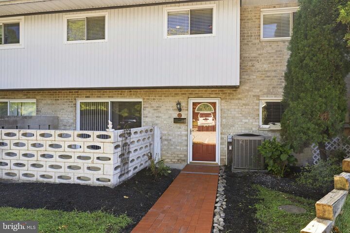 Property Photo:  1518 Manley Road A-27  PA 19382 
