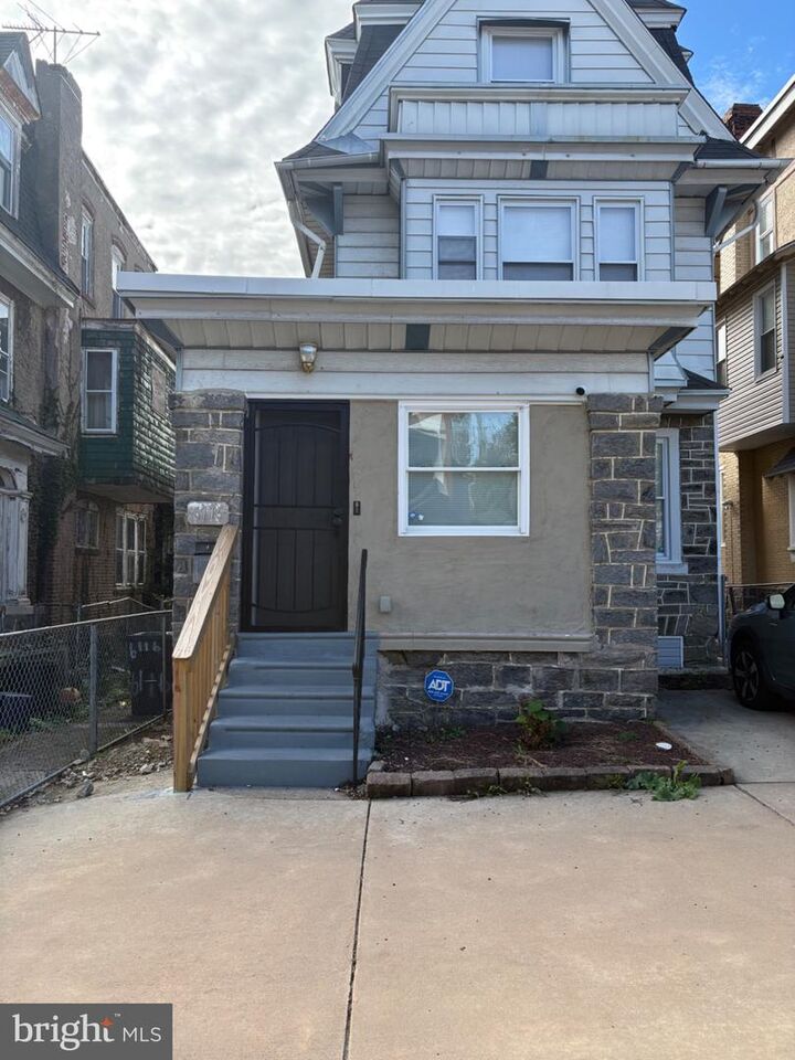 Property Photo:  6116 Oxford Street W  PA 19151 
