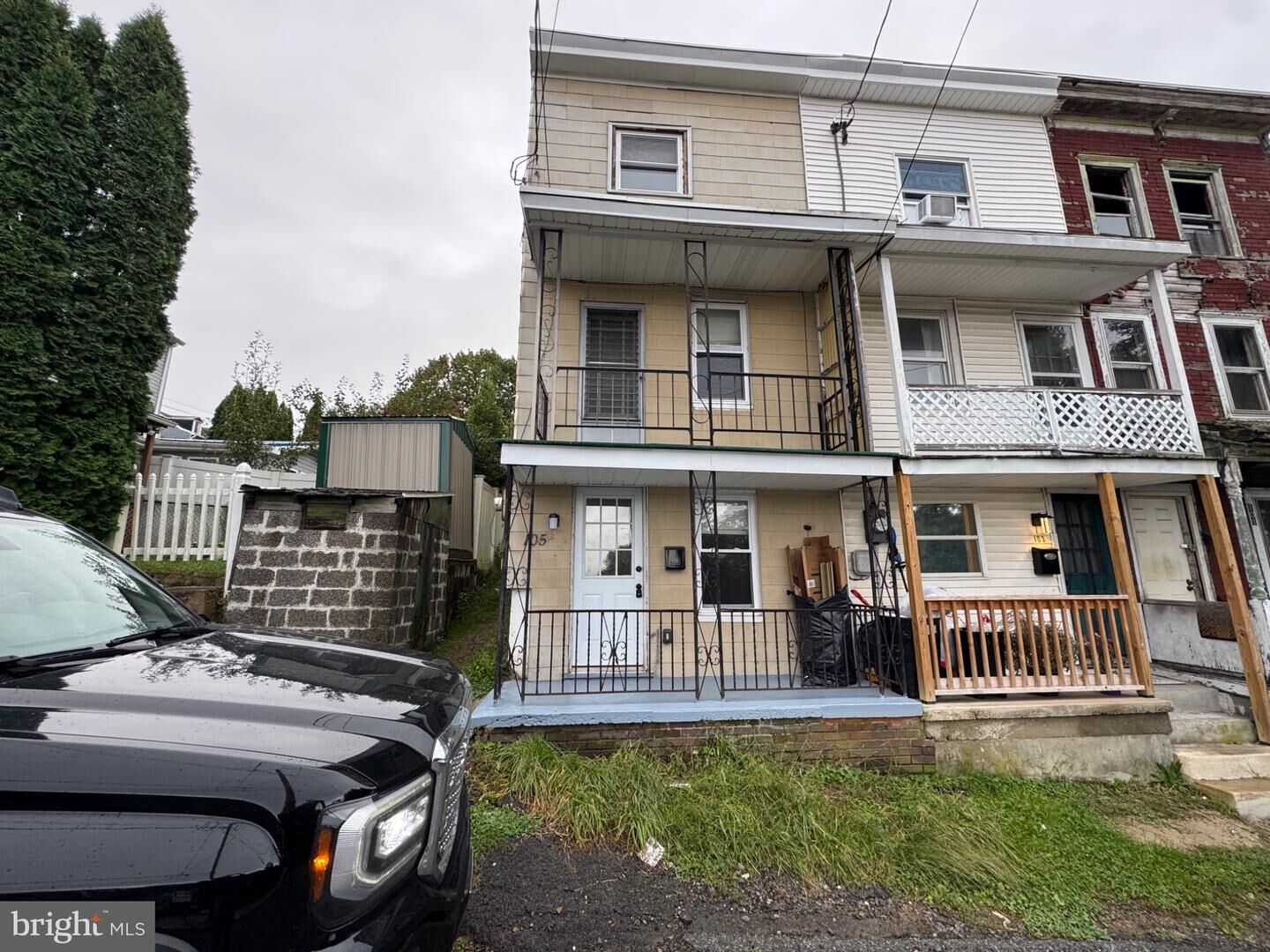 Property Photo:  105 East Street  PA 17954 
