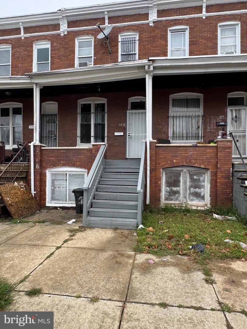Property Photo:  1512 E 28th Street E  MD 21218 