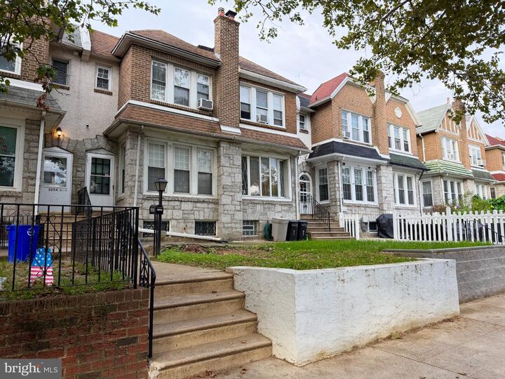 Property Photo: 3252 Cottman Avenue PA 19149