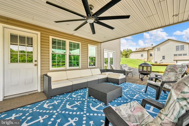 Property Photo: 606 Wynonah Drive PA 17922