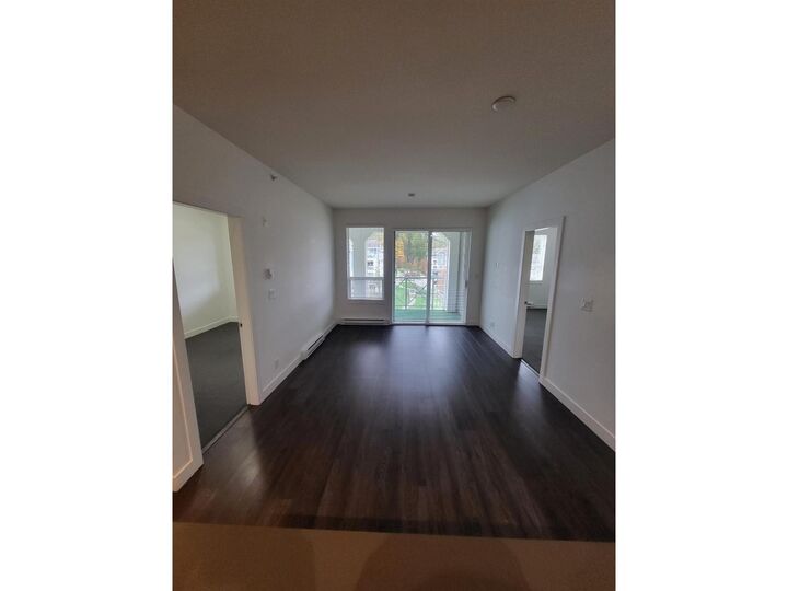 Property Photo: 64 Avenue 402 BC V4W 1H5