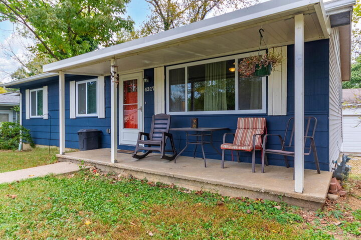 Property Photo: 4317 Stevendave Dr MO 65202