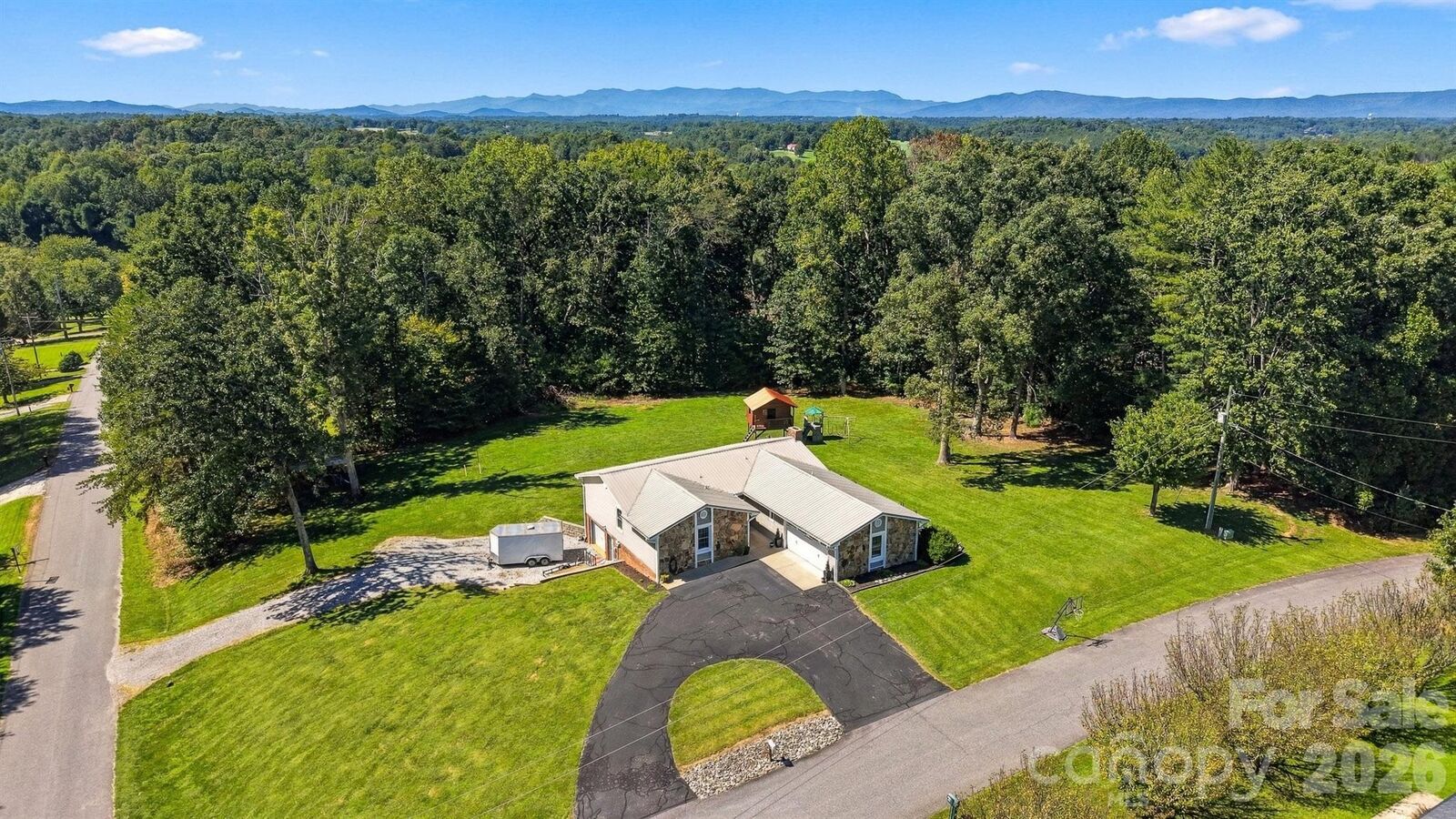 Property Photo:  2094 South Fork Drive  NC 28655 