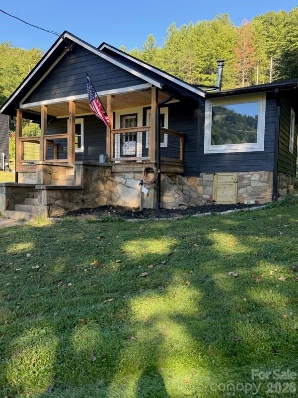 Property Photo: 61 Martins Creek Road NC 28709