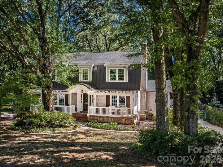 Property Photo:  6607 Long Meadow Road  NC 28210 