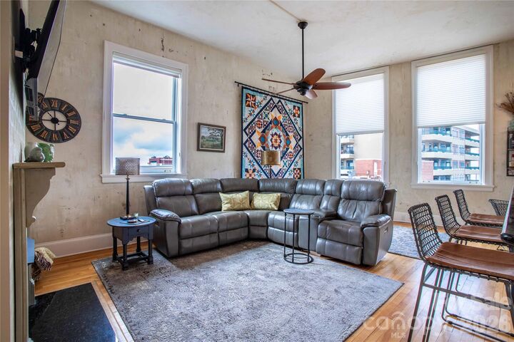 Property Photo: 84 W Walnut Street 501 NC 28801