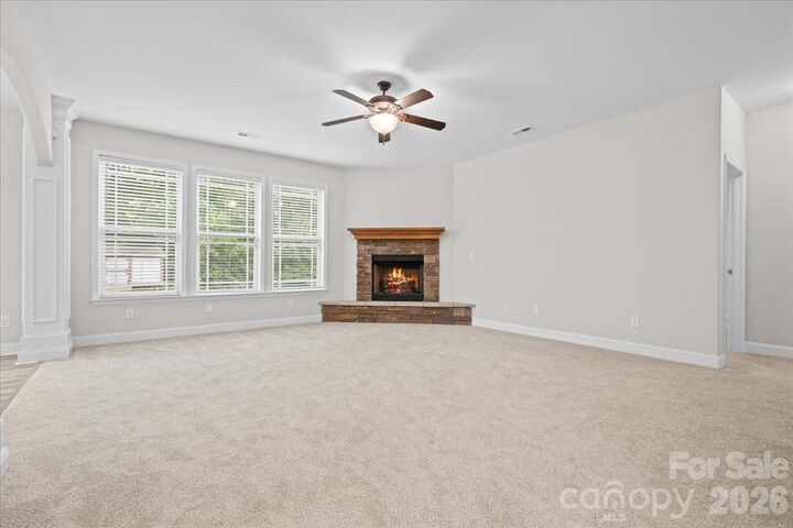 Property Photo:  9 Saffron Way  SC 29687 