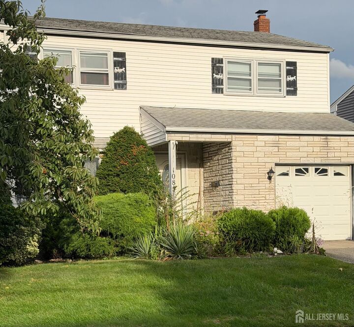 Property Photo:  1085 Andrews Drive  NJ 08861 