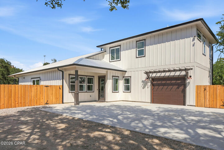 Property Photo:  178 Belaire Drive  FL 32413 