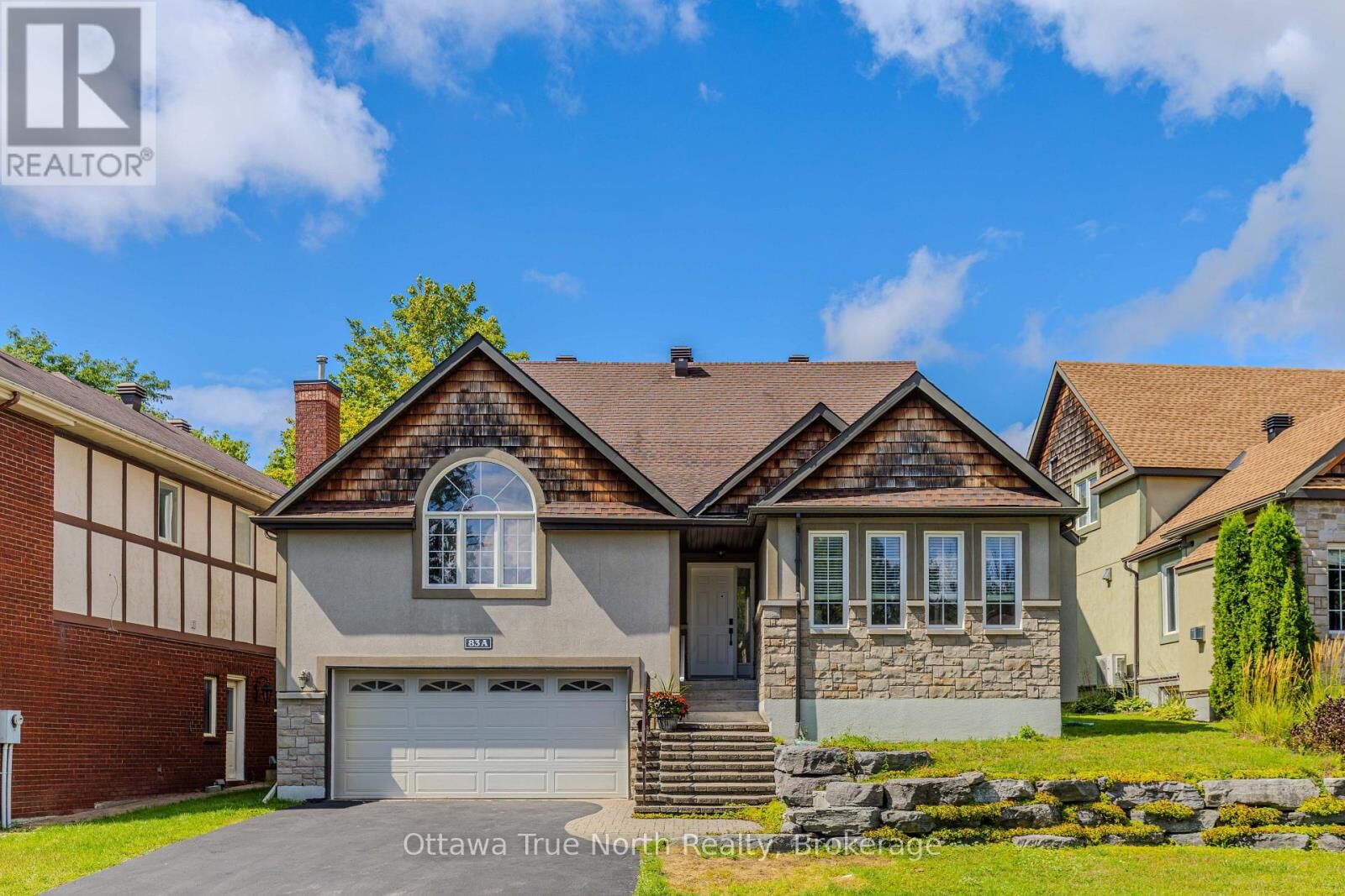 Property Photo:  83 Leacock Drive  ON K2K 1S5 