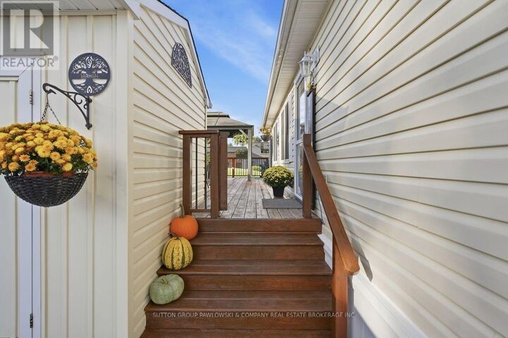 Property Photo:  22790 Amiens Road #101  ON N0L 1R0 