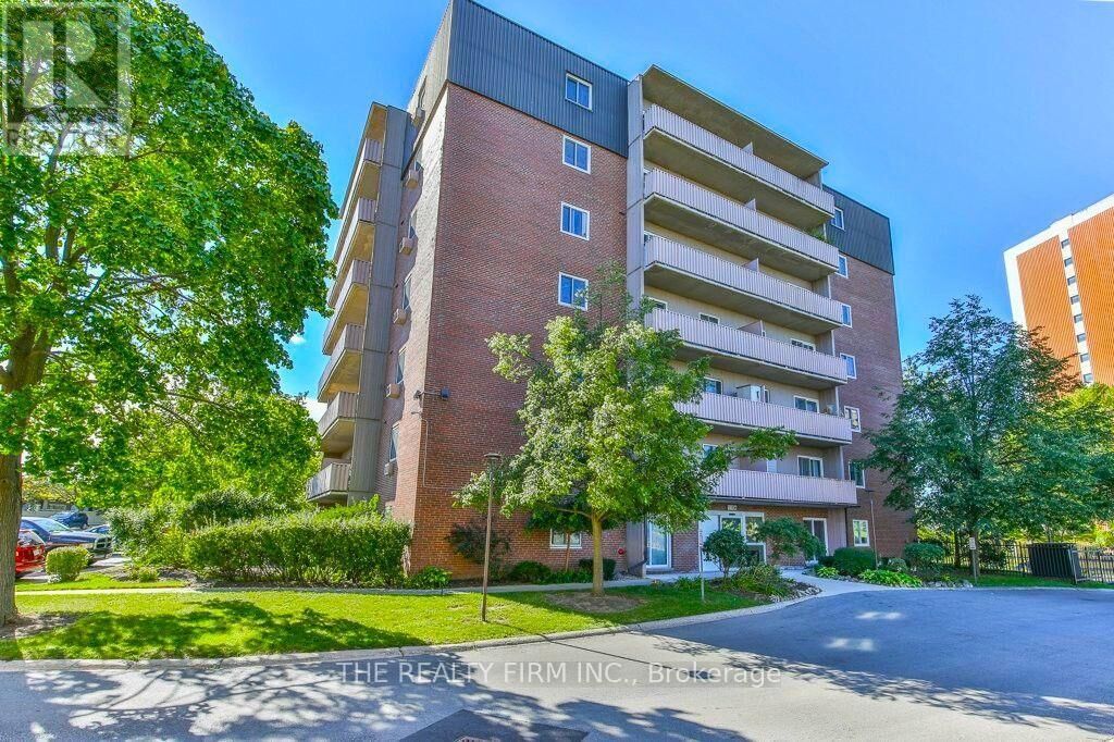 Property Photo:  1106 Jalna Boulevard 102  ON N6E 2R9 