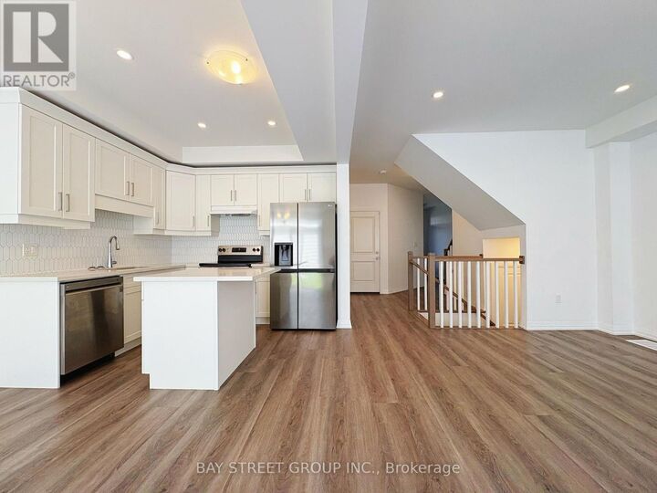 Property Photo:  7405 Matteo Drive  ON L2H 2Y6 