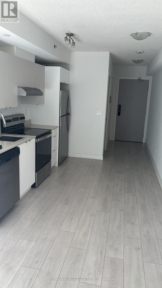 Property Photo:  3200 Dakota Common B702  ON L7M 2A7 