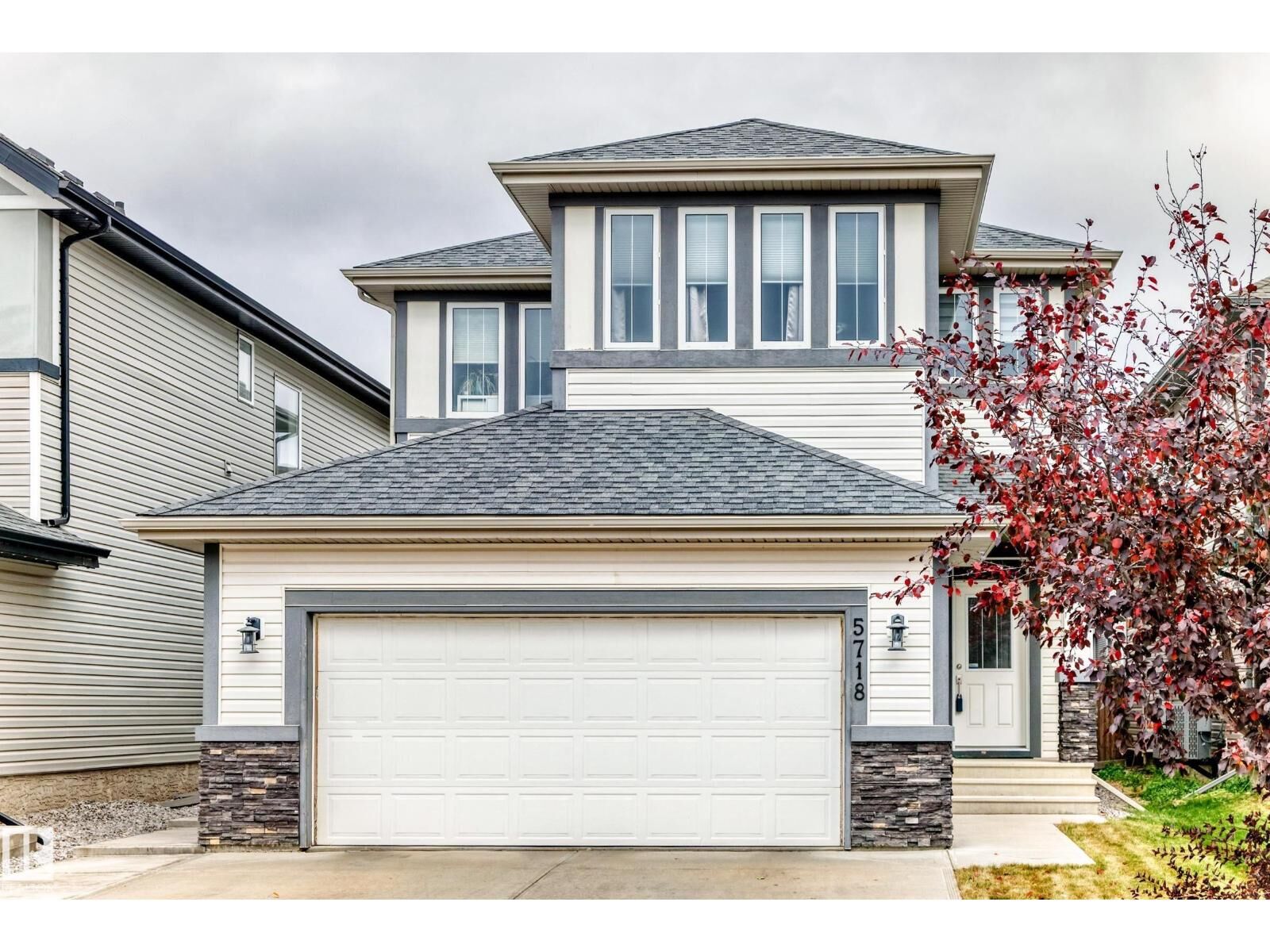 Property Photo:  5718 175A Av NW  AB T5Y 0T7 