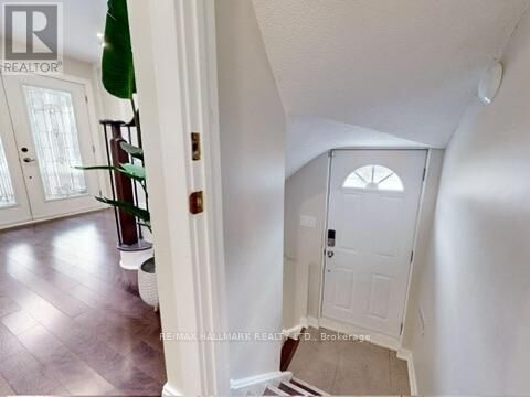 Property Photo:  238 Rumble Avenue Bsmt  ON L4C 4G7 