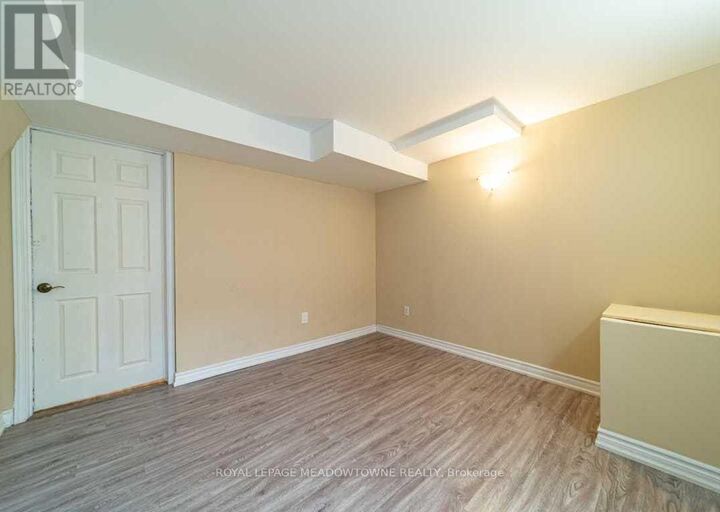 Property Photo:  1036 Yates Drive  ON L9T 6A7 