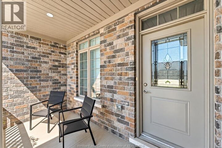 Property Photo:  2 Delft Court  ON N0P 1A0 