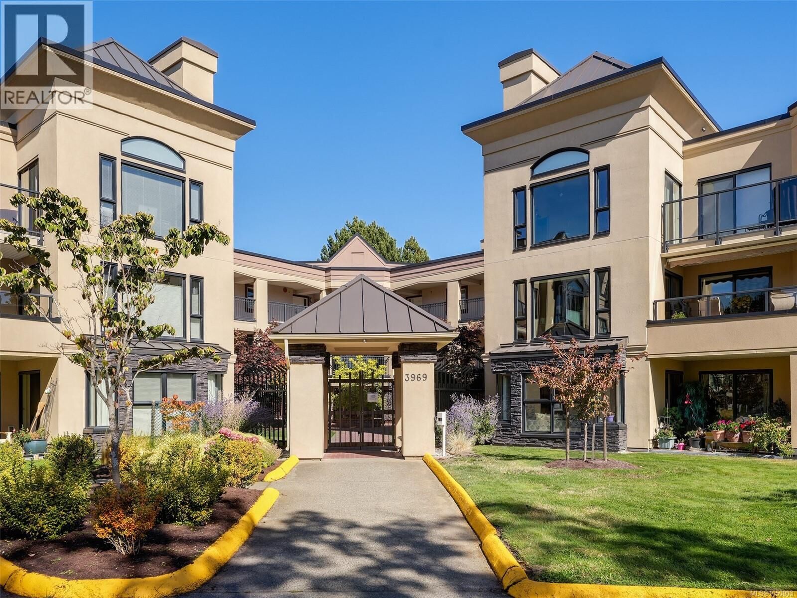 Property Photo: 3969 Shelbourne Street 325 BC V8N 3E1