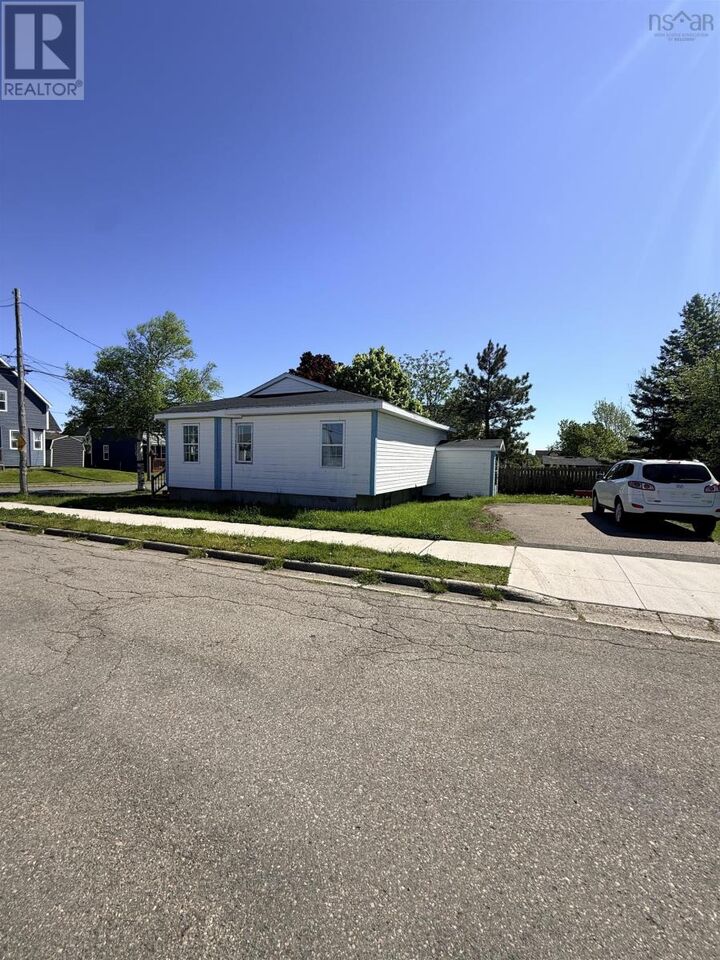 Property Photo:  100 Henry Street Street  NS B1N 2H3 