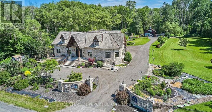 Property Photo:  2733 Taunton Road  ON L1C 7B1 