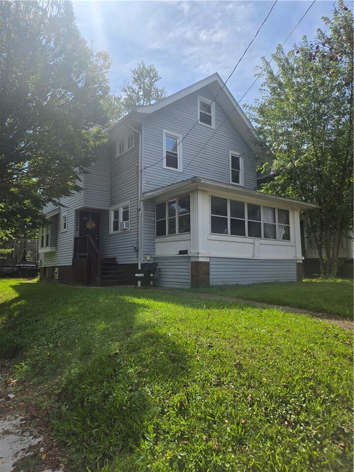 Property Photo:  812 Work  OH 44320 