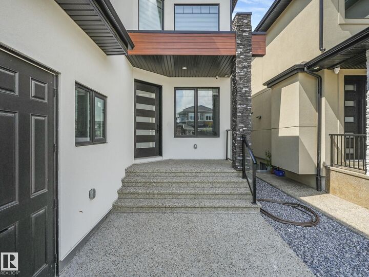 Property Photo:  120 38 Street SW  AB T6X 2W3 