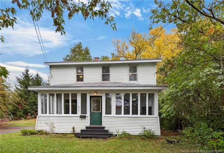 Property Photo:  877 Barker Street  NB E3B 2J7 