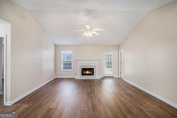 Property Photo: 2533 Morning Glory Place NW GA 30044