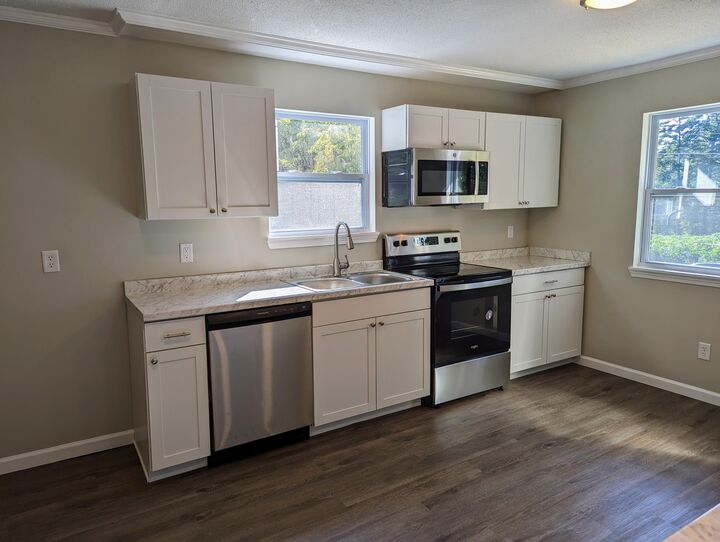Property Photo:  718 East Avenue  TN 37411 