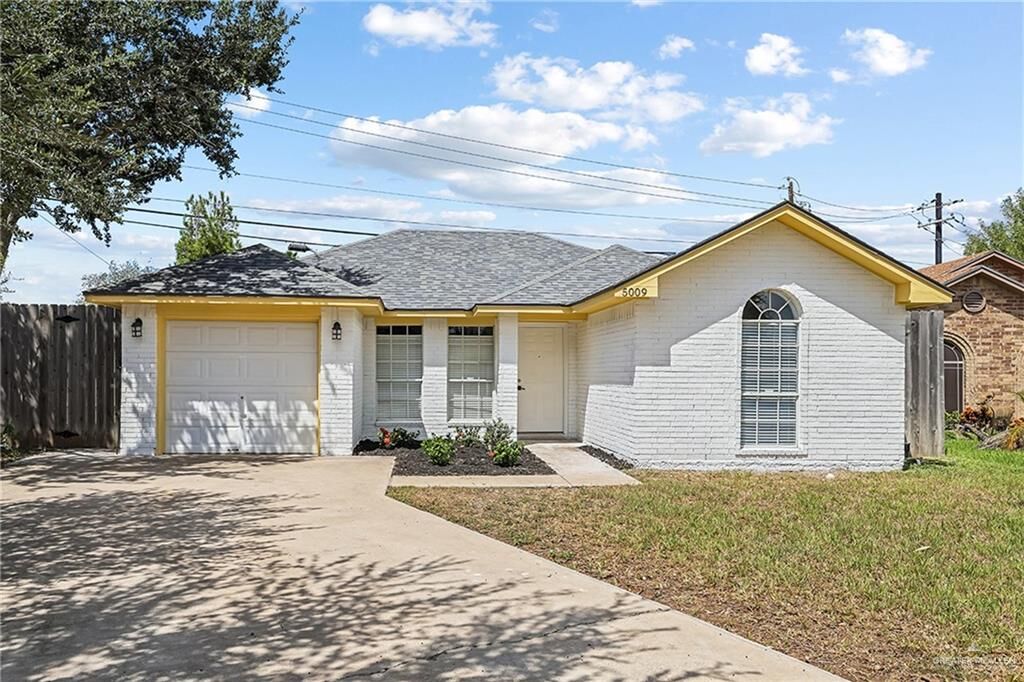 Property Photo:  5009 N 36th Street  TX 78504 