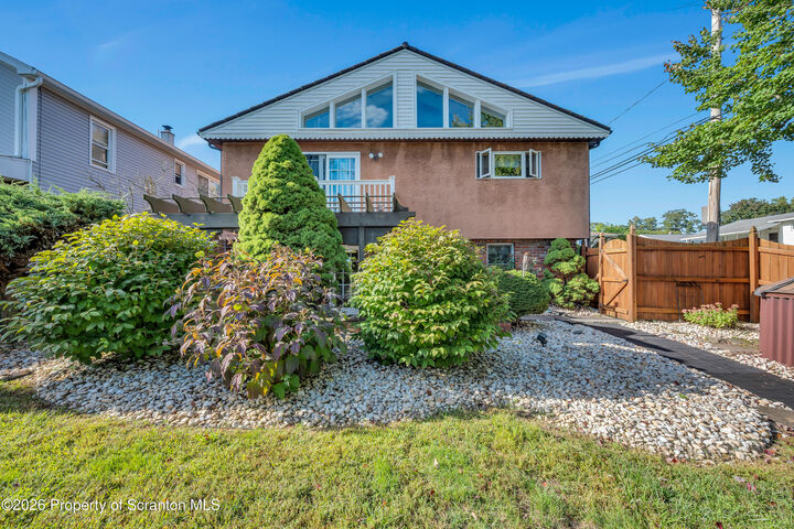 Property Photo: 1001 Baker Street PA 18517