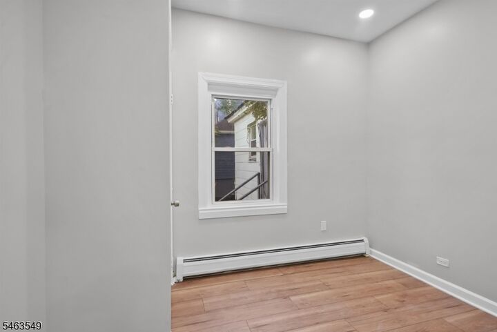 Property Photo:  196 Smith St 1  NJ 07106 